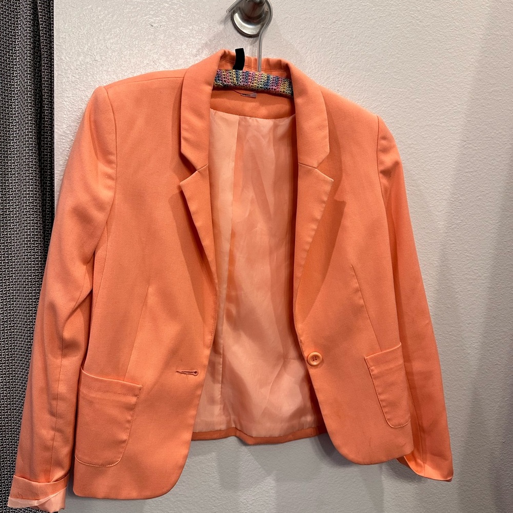 Coral fitted blazer